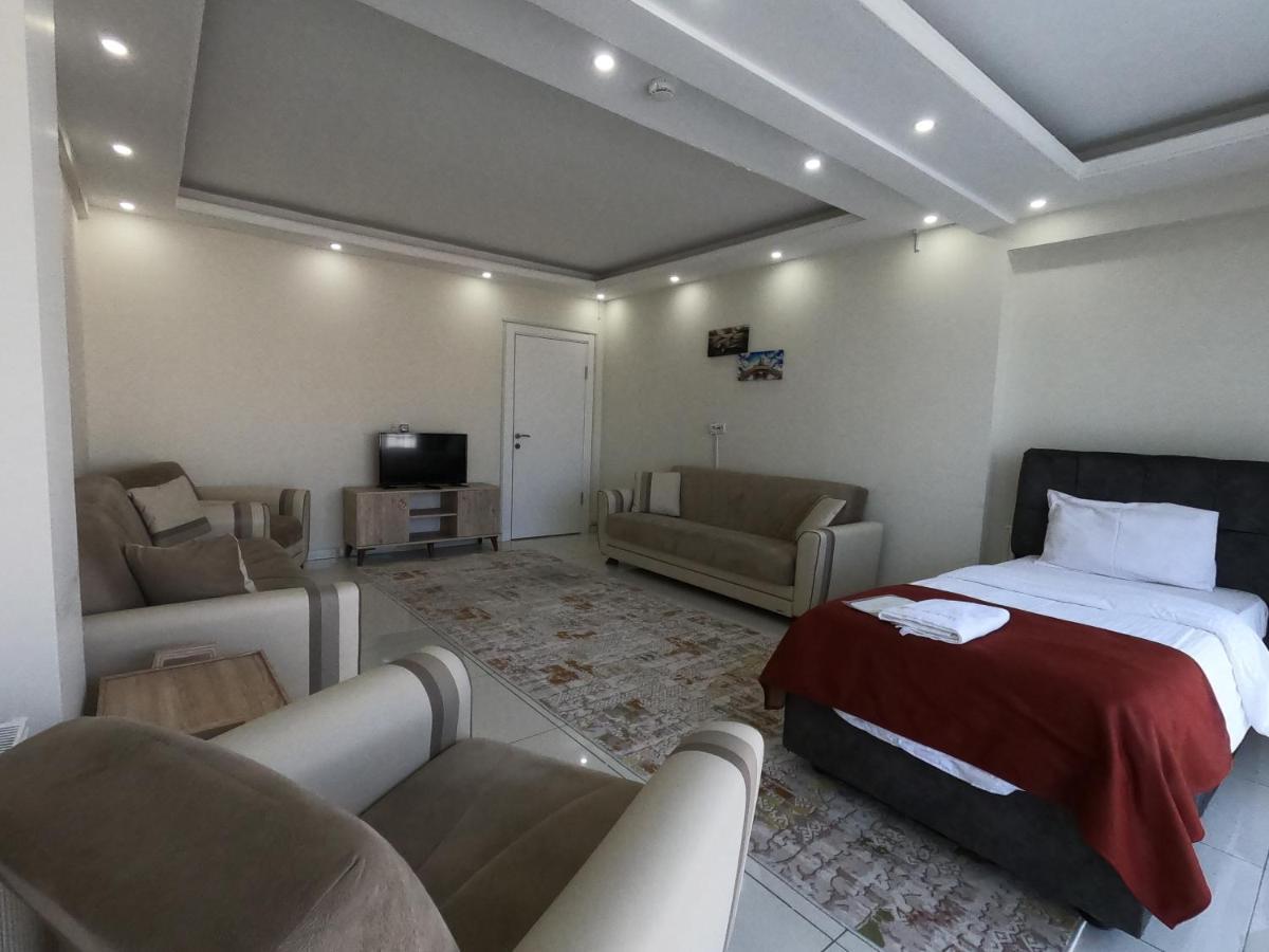 Cnr Otel Airport Istanbul Exterior photo